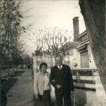 Residencia ubicada en la calle San Gabriel en 1952, la que albergó un almacén y una carnicería en el primer piso. Fotografìa proporcionada por José Antonio Correa.