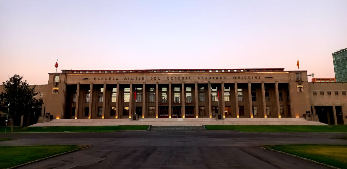 HITOS URBANOS: LA ESCUELA MILITAR