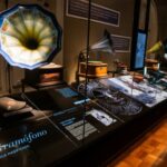 El Museo del sonido, ubicado en pleno barrio Yungay, cuenta con una exposición permanente de gramófonos