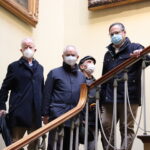  Socios y amigos de la Corporación junto al director del Museo Baburizza
