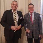 Raúl Romero, socio de la Corporación y el ex embajador de Chile en Costa Rica Oscar Alcaman